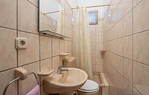 Private House With Pool, sea View and big Garden