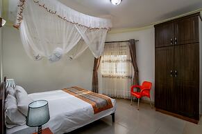 THE CRESTED CRANE BWINDI HOTEL