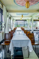 THE CRESTED CRANE BWINDI HOTEL