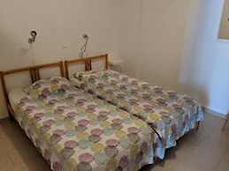 3-room House With Sea View