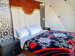 Hasan Zawaideh Luxury Camp 2