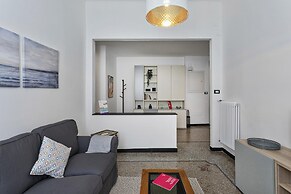 Central Cozy Apartment by Wonderful Italy