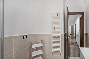 Central Cozy Apartment by Wonderful Italy