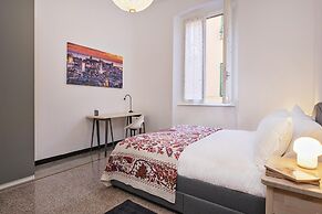 Central Cozy Apartment by Wonderful Italy