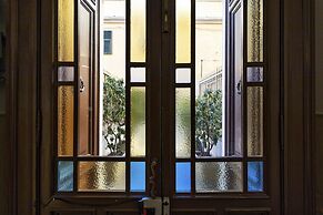 Central Cozy Apartment by Wonderful Italy