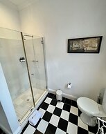 Banhoek Corner Guesthouse