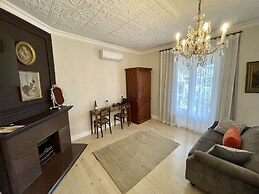 Banhoek Corner Guesthouse