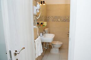 Nike Home 200m From Sea