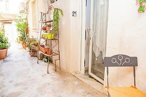 Nike Home 200m From Sea