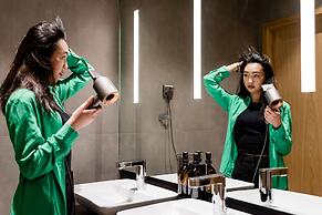 Sleep 'n fly Sleep Lounge, NORTH Node - Transit only