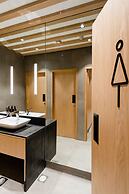 Sleep 'n fly Sleep Lounge, NORTH Node - Transit only