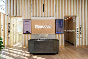 Sleepover Terminal 3, Concourse B – formerly sleep ‘n fly