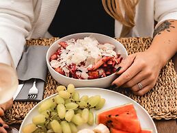 Venus Sunrise Suites & Villas