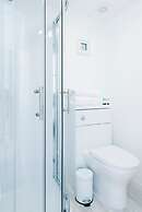 INNit Hotel - Marina House