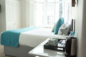 INNit Hotel - Marina House