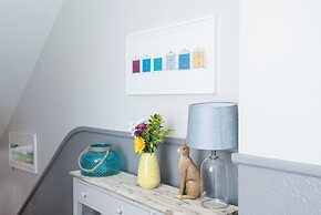 INNit Hotel - Marina House