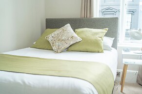 INNit Hotel - Marina House