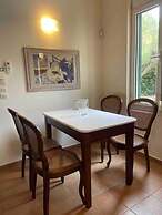 Secluded Seaside Villa w Garden Sea-sunset View