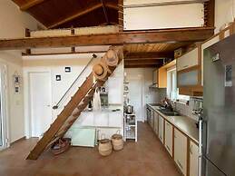 Secluded Seaside Villa w Garden Sea-sunset View