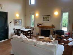 Secluded Seaside Villa w Garden Sea-sunset View