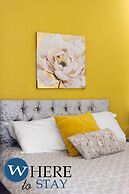 Entire Modern House City Center