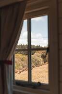 Dog Friendly Shepherd's Hut, Perfect for Couples