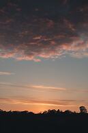 Dog Friendly Shepherd's Hut, Perfect for Couples