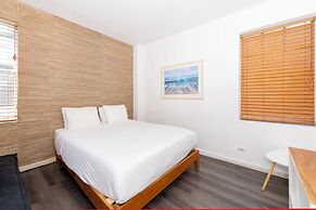 Apartments at 100 Collins