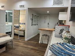 Apartments at 100 Collins