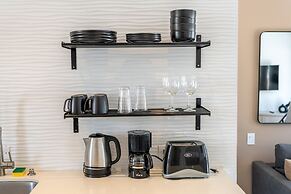 Apartments at 100 Collins