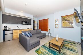 Apartments at 100 Collins