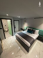 Saladin Boutique Hotel