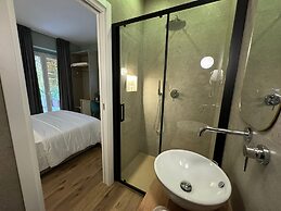 KRYSOS LUXURY ROOMS
