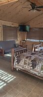 Twin Pines Lodge & Cabins