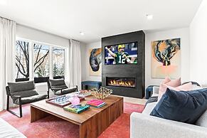 Wonderland Estate 6 Bedrooms PAS-2680 by KBM