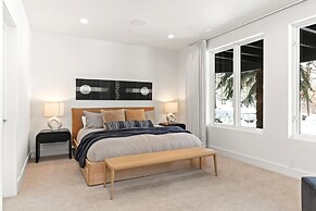 Wonderland Estate 6 Bedrooms PAS-2680 by KBM