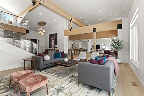 Wonderland Estate 6 Bedrooms PAS-2680 by KBM