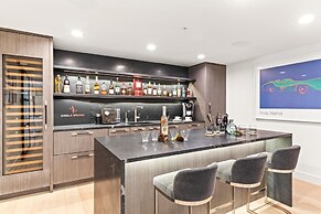 Wonderland Estate 6 Bedrooms PAS-2680 by KBM