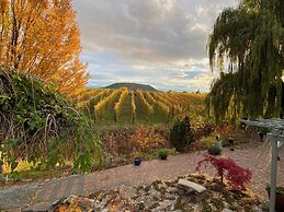 Blackbird Glen Bed and Breakfast