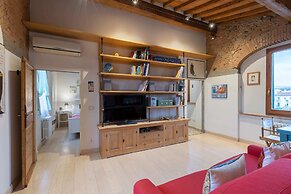 Sanzanobi Nest-hosted by Sweetstay