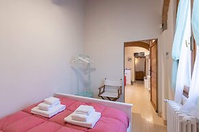 Sanzanobi Nest-hosted by Sweetstay