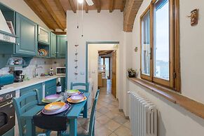 Sanzanobi Nest-hosted by Sweetstay