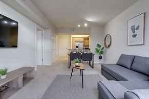 Perfect Condo for business Pentagon City