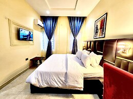 Buddiez Hotel & Resort