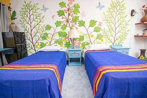 La Casa Del Almendro