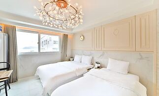 Hotel February Tongyeong Jukrim