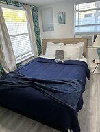 Modern Tropical Downtown Orlando