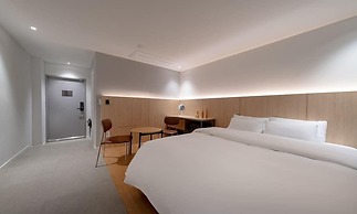 Siheung Brown Dot Jeongwang