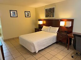 Big Chile Inn & Suites