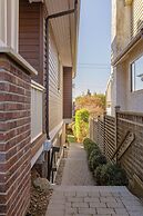 Stunning 3 Bedroom Secondary Suite N Van